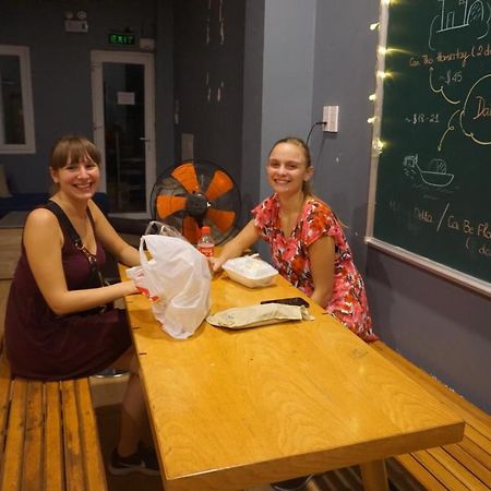 Vy Da Backpackers Hostel 2 Ho Chi Minh-stad Buitenkant foto
